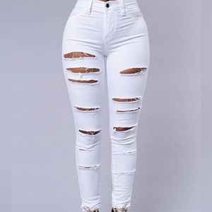 Women’s ripped jeans